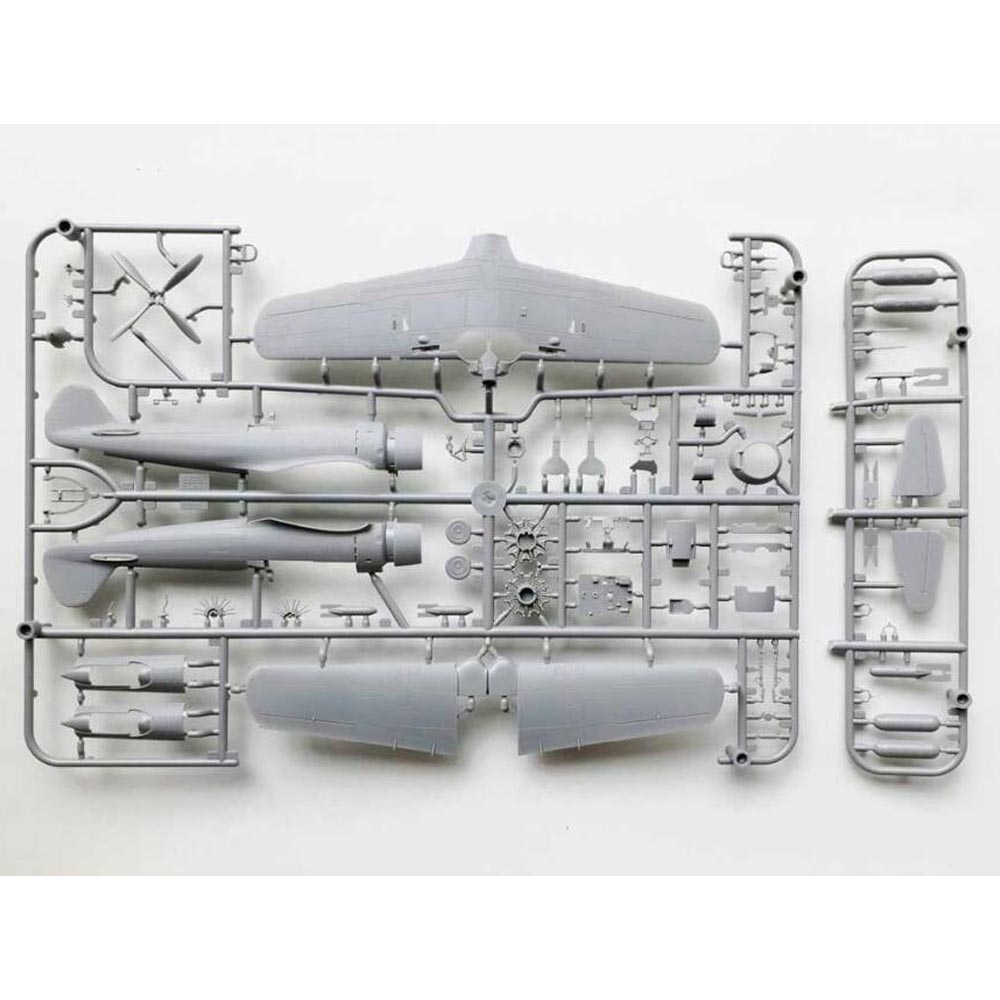 Arma Hobby 70053 Nakajima Ki-84 Hayate Special Attack Squadron 1:72 Model Kit