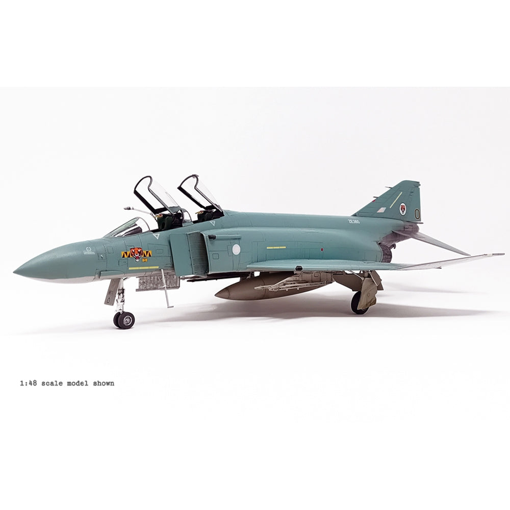 AiP 15007 RAF F-4J(UK) Phantom II 1:48 Model Kit