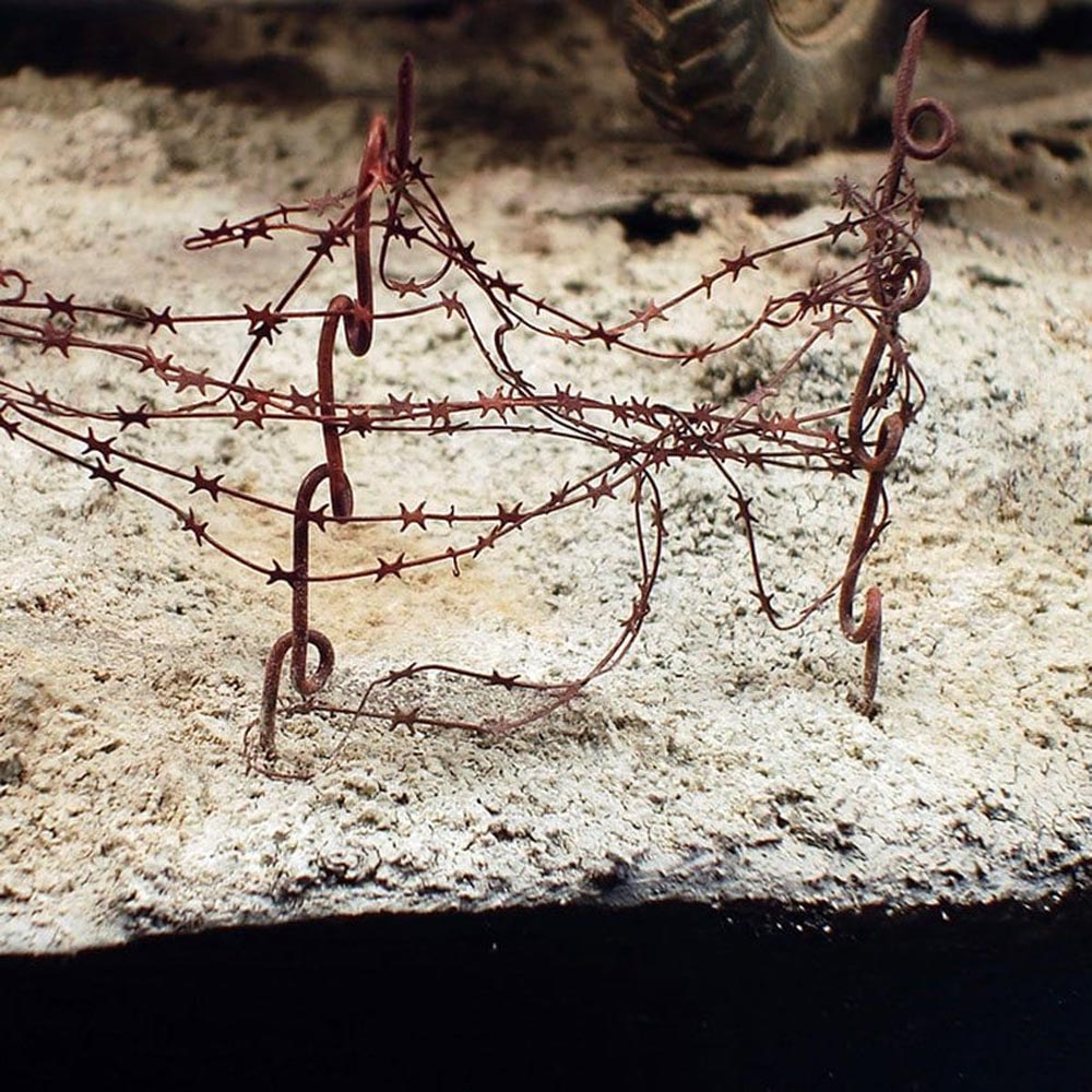 AK Interactive 8015 Diorama: Terrains Dry Ground - 250ml (Acrylic)