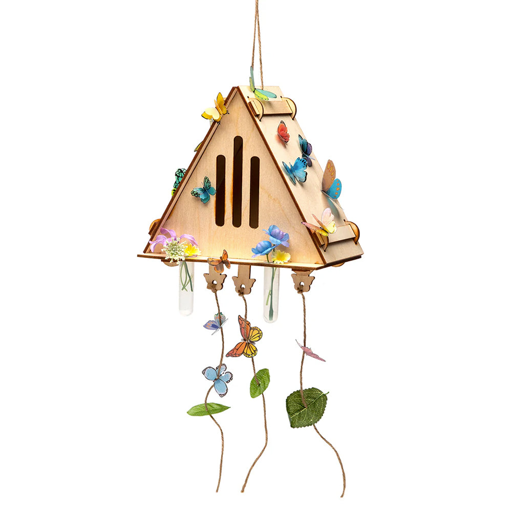 Ann Williams Craft-Tastic Make a Butterfly House Age 4+