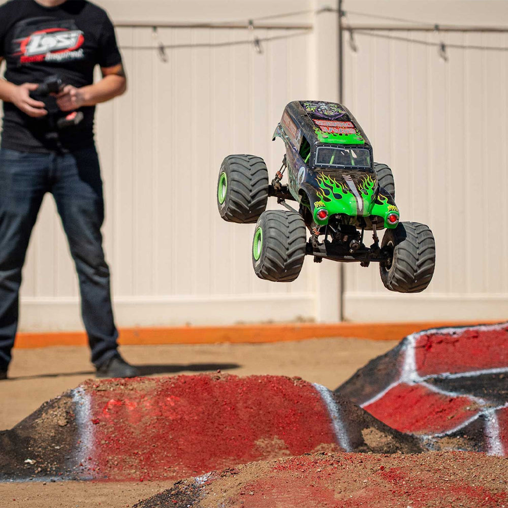 Losi LMT 2.0 Grave Digger 4X4 Solid Axle 1:8 RTR RC Monster Truck
