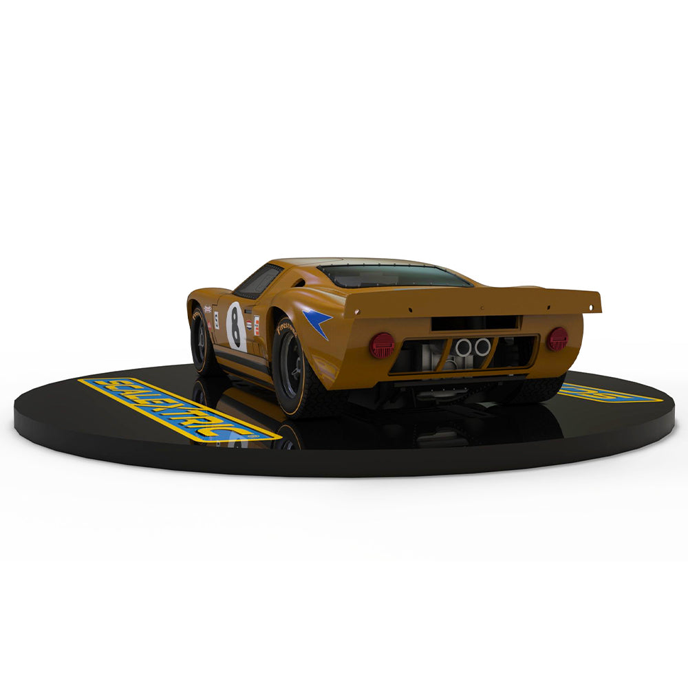 Scalextric C4495 Ford GT40 - BOAC 500 1968 - Drury / Holland