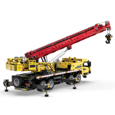 CaDA Crane Truck Functional Brick Model 1831pcs C61081