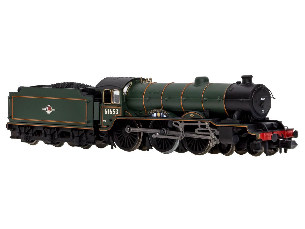 Dapol B17 Class 6153 'Huddersfield Town' BR Late Crest DA2S-020-007 N Gauge