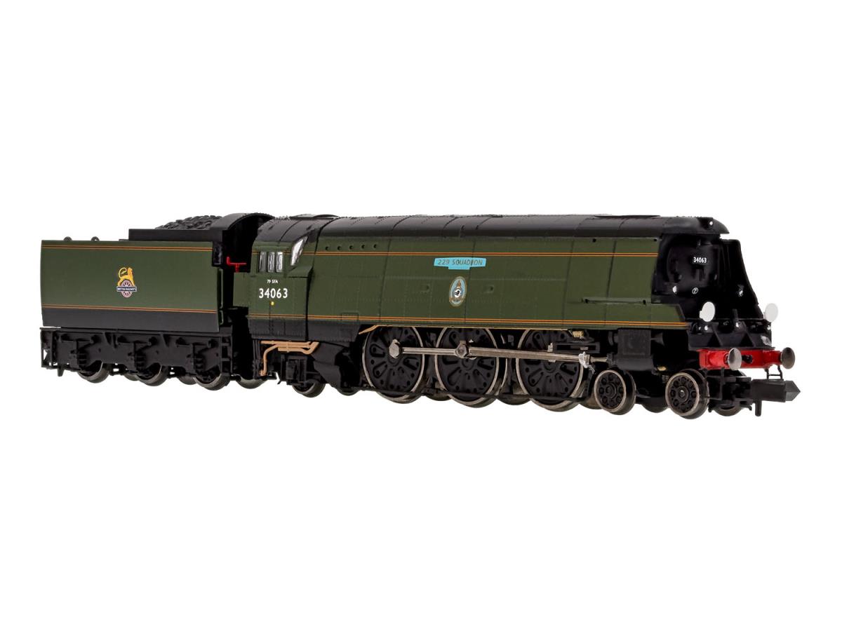 Dapol BofB 34110 66 Squadron BR Green Early Crest (DCC-Sound) DA2S-034-003S N Gauge