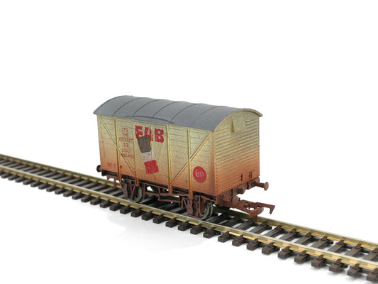 Dapol Ventilated Van Fab Lolly No.1 Weathered OO Gauge 4F-012-054
