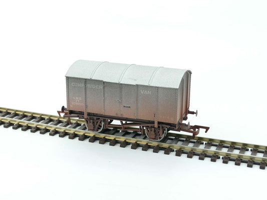 Dapol Gunpowder Van LMS 209020 Weathered 4F-013-145 OO Gauge