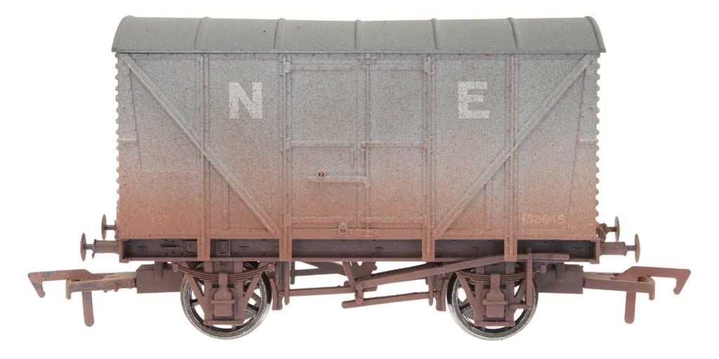 Dapol Banana Van NE 158645 Weathered 4F-016-128 OO Gauge
