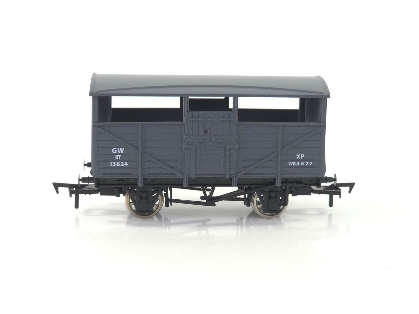 Dapol Cattle Wagon GWR 13824 DA4F-020-003 OO Gauge