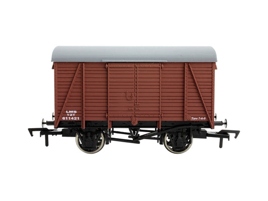 Dapol Box Van LMS 611421 Weathered DA4F-021-004 OO Gauge