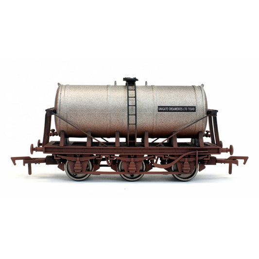 Dapol 6-Wheel Unigate Creameries Milk Tank Weathered 70349 OO Gauge 4F-031-042