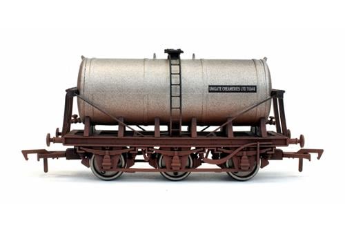 Dapol 6 Wheel Milk Tank United Creameries 70347 Weathered DA4F-031-132 OO Gauge