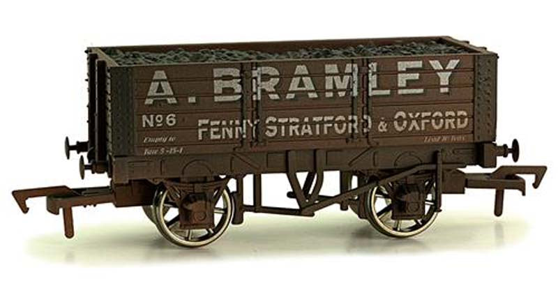 Dapol 5 Plank Wagon 9' Wheelbase A Bramley Weathered OO Gauge DA4F-052-014