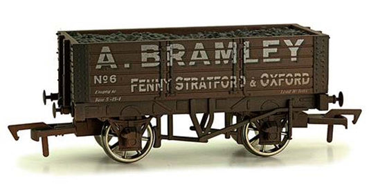 Dapol 5 Plank Wagon 9' Wheelbase A Bramley Weathered OO Gauge DA4F-052-014