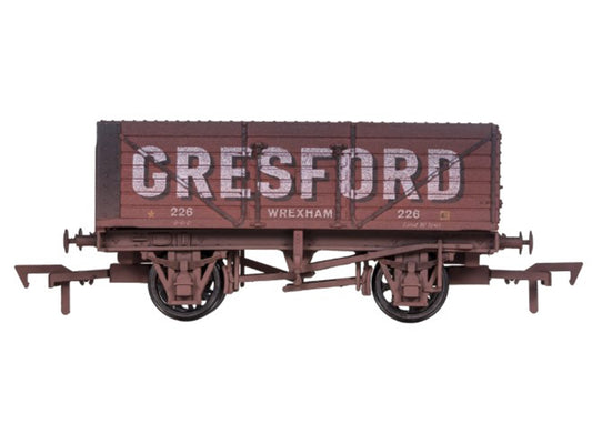 Dapol 7 Plank Wagon Gresford Wrexham 226 Weathered OO Gauge 4F-071-183