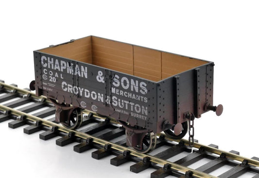 Dapol 5 Plank Wagon 9ft Wheelbase Chapman & Sons 20 Weathered DA7F-052-006W O Gauge