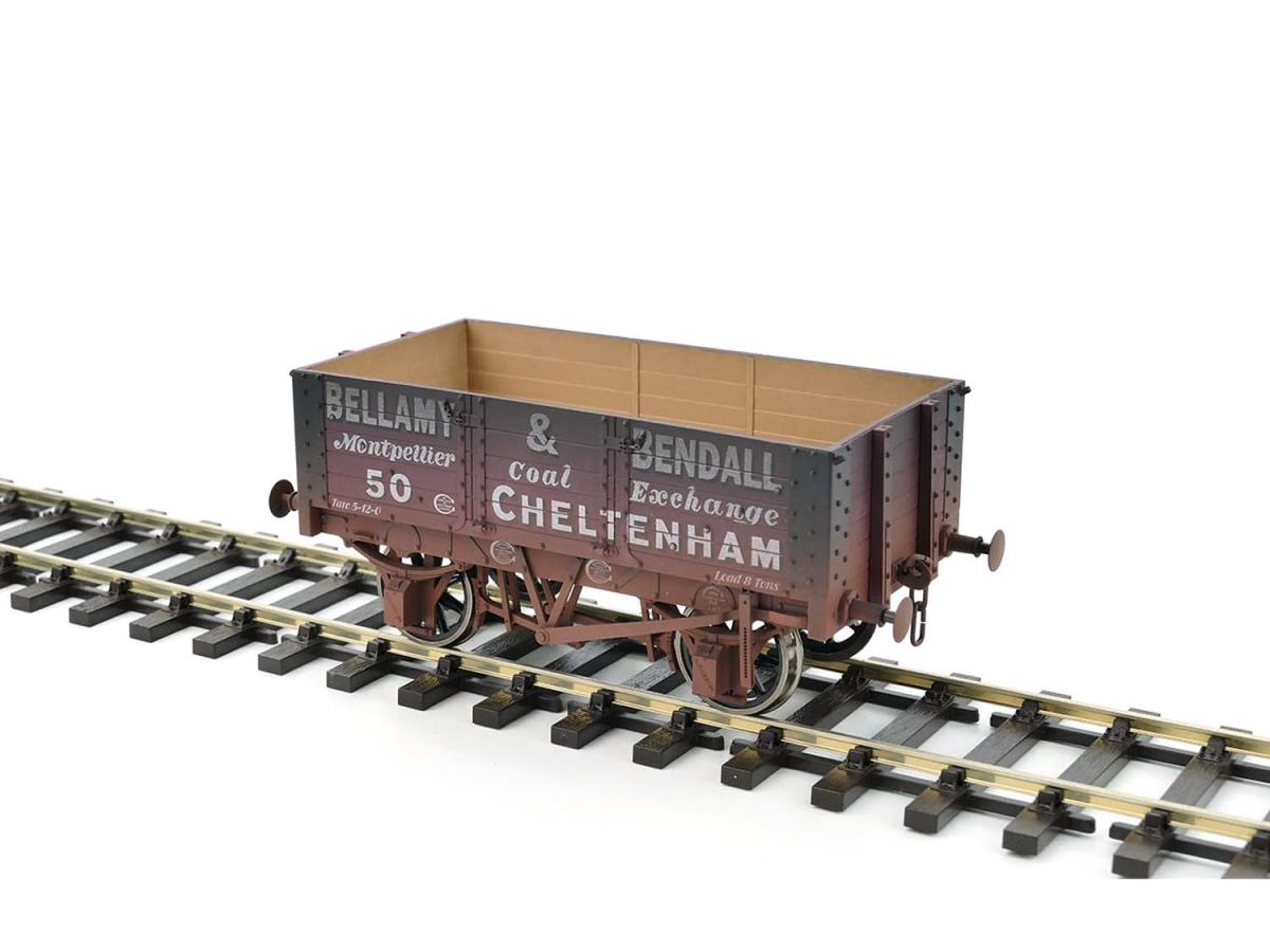 Dapol 5 Plank Wagon 9ft Wheelbase Bellamy & Bendall 50 Weathered DA7F-052-009W O Gauge
