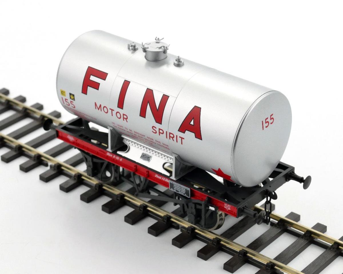 Dapol 7F-062-002 14t Anchor Mounted Class A Tank Wagon Fina 155 O Gauge