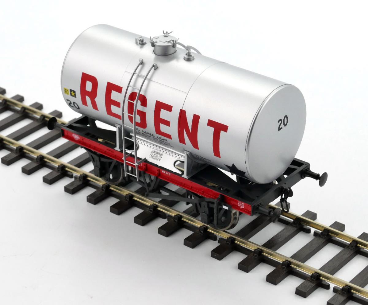Dapol 7F-062-005 14t Anchor Mounted Class A Tank Wagon Regent 20 O Gauge