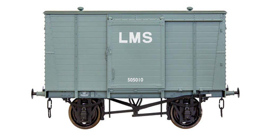 Dapol 7F-065-001 LMS Standard 12t Van Grey 505010 O Gauge