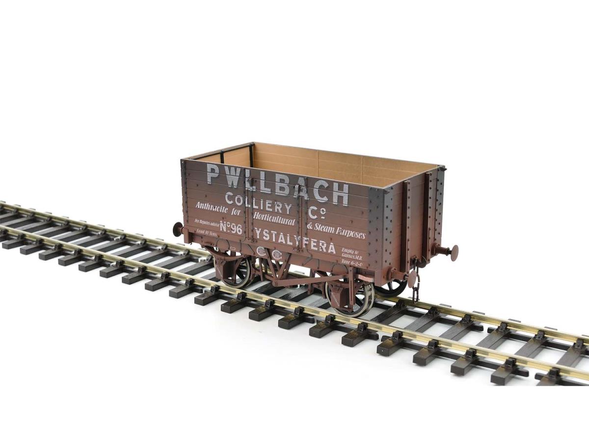 Dapol 7 Plank Wagon 9' Wheelbase 3 Door Pwllbach 96 Weathered 7F-073-014 O Gauge