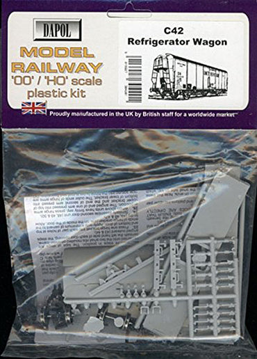Dapol Kitmaster Refrigerated Van Kit OO Gauge DAC042