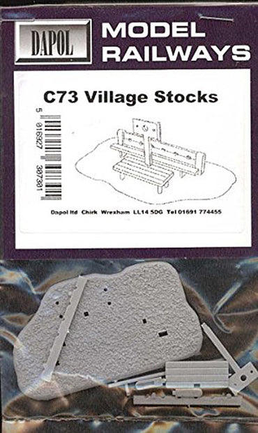 Dapol Kitmaster Village Stocks Kit HO/OO Gauge DAC073
