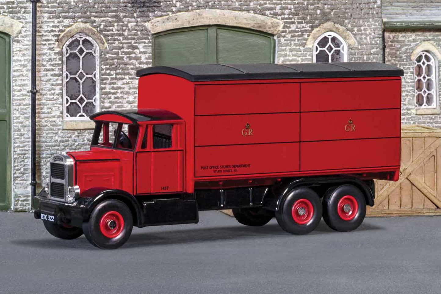 Corgi DG044047 Scammell Rigid Six - Post Office Stores Dept. 1:76 Diecast Model