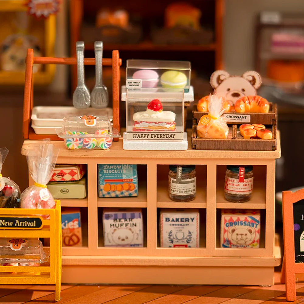 ROBOTIME Rolife Becka's Baking House Bakery DIY Miniature Dollhouse Kit DG161