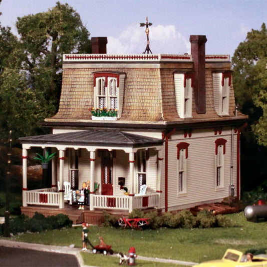 DPM 12700 Our House HO Gauge
