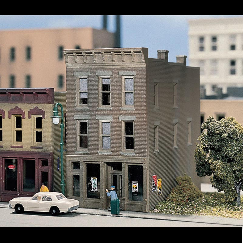 DPM 50100 Bruce's Bakery N Gauge