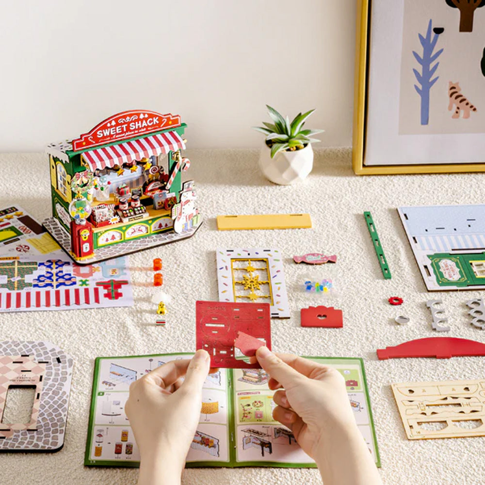 Rolife Christmas Candy Stand DIY Miniature House Wooden Model Kit DS043