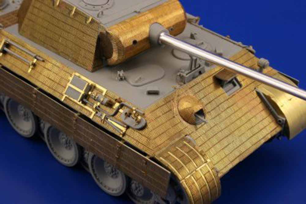 Eduard 35978 1:35 Etched Detailing Set for Dragon Kits Zimmerit Pz.Kpfw.V Panthe