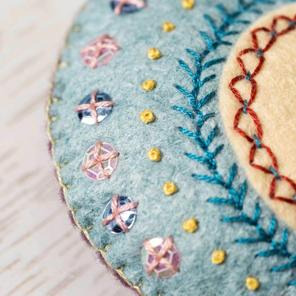 Corinne Lapierre Felt Embroidered Heart Kit