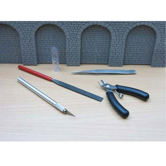 Expo Tools 4 Piece Modelmakers Tool Set in Wallet Cutter, Knife File & Tweezers.