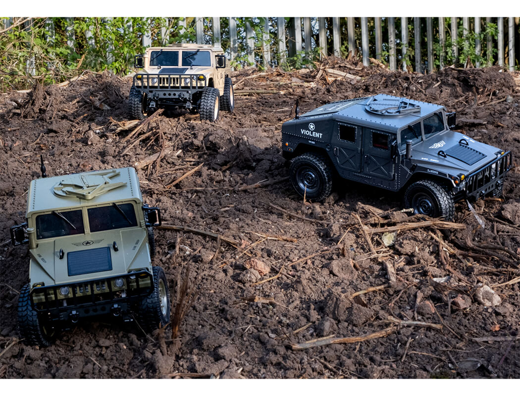E-ZEE RC 4WD RC Hummer Military Truck - Black 1:16 EZ-G2069BK