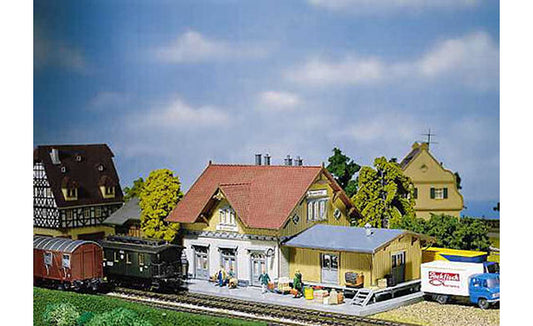 FALLER Blumenfeld Station Model Kit I HO Gauge 110097