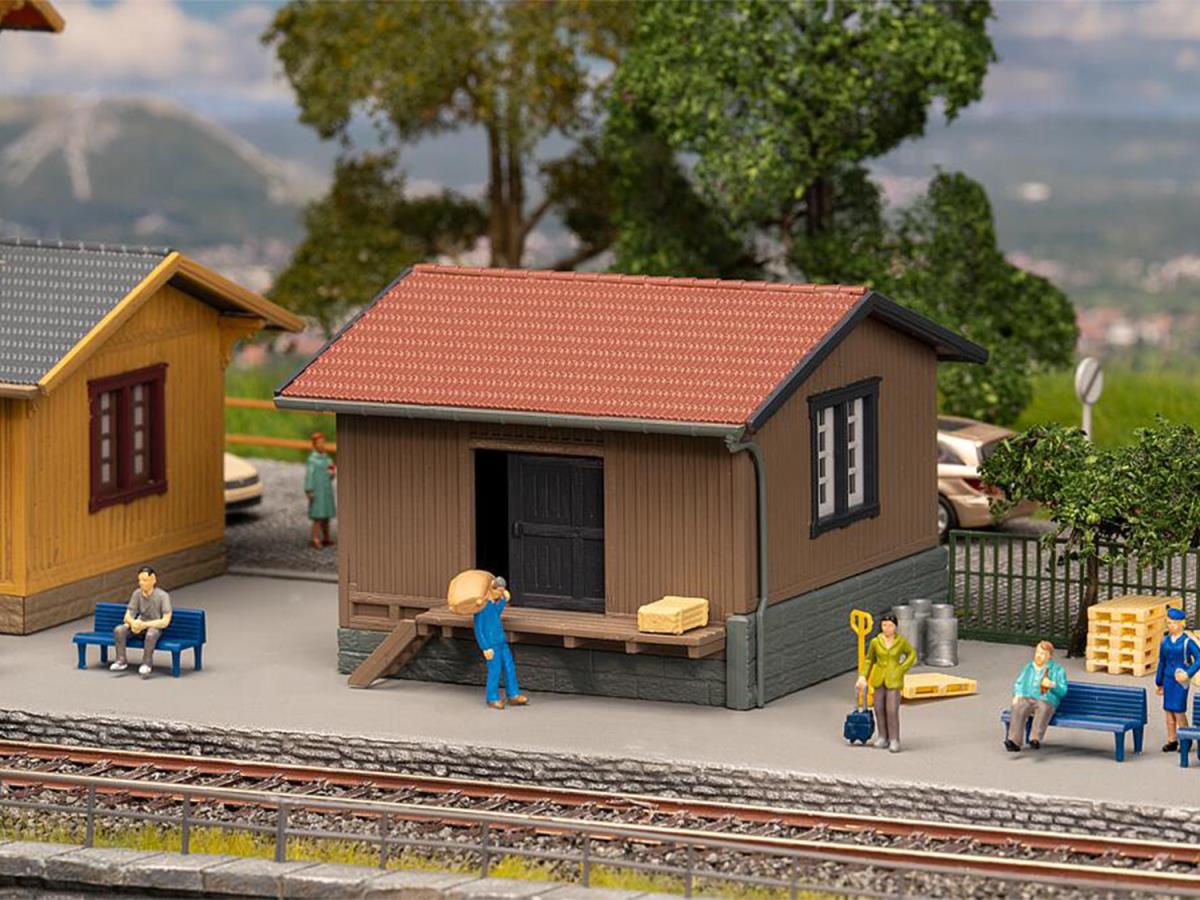 Faller Small Goods Shed Kit II HO Gauge FA120099