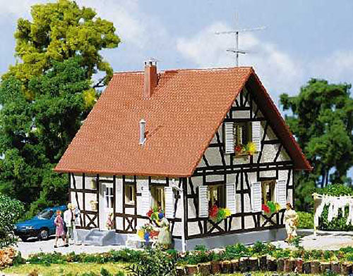 FALLER Family Home w/ Timber Framing Model Kit III HO Gauge 130222