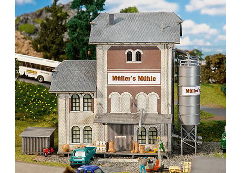 FALLER Industrial Mill Model Kit III HO Gauge 130228