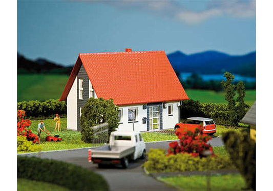 FALLER Detached House (Grey) Model Kit VI HO Gauge 130316