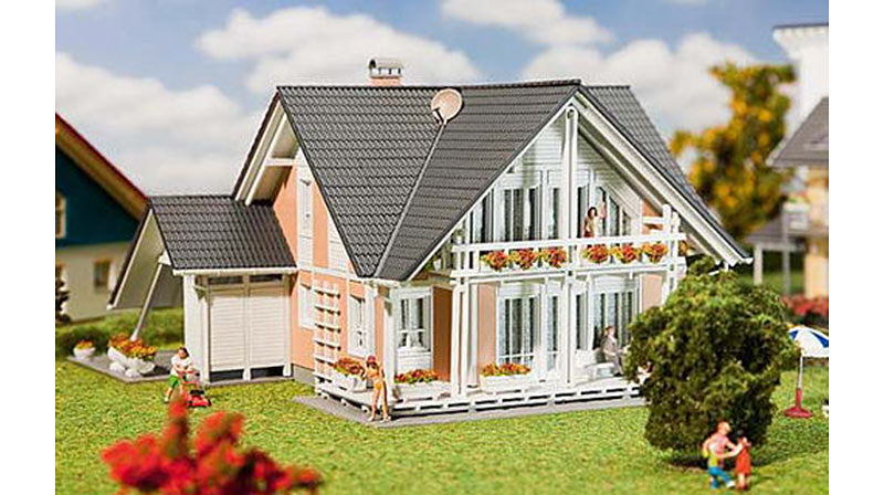 FALLER Prestige House Model Kit V HO Gauge 130394
