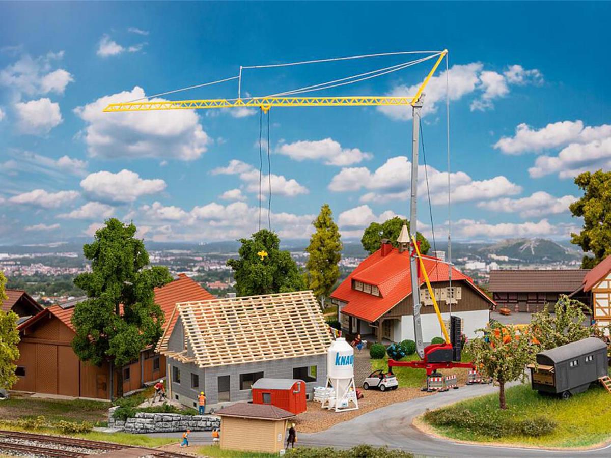 Faller House Under Construction Kit with Crane V FA130658 HO Gauge