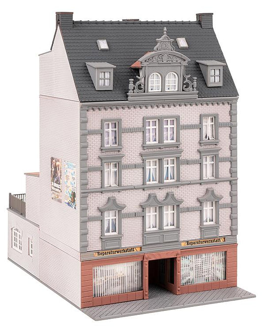 Faller Townhouse with Repair Shop Building Kit HO Gauge 130705