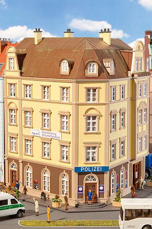 FALLER Goethestrasse Police Station Model Kit III HO Gauge 130910