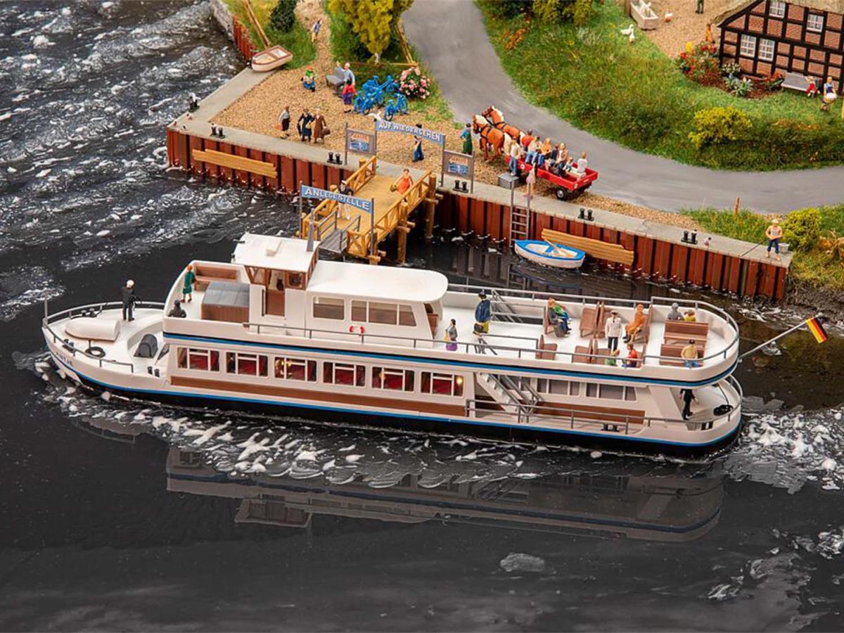 Faller Passenger River Cruise Boat Kit III FA131009 HO Gauge