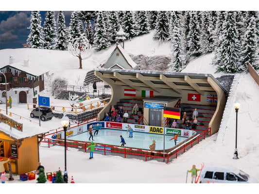 Faller 134005 Ice Rink with Moving Figures Kit IV HO Gauge