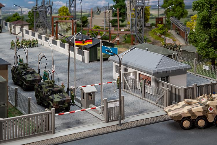 Faller Military Base Vehicle Entry Point Kit IV FA144102 HO Gauge