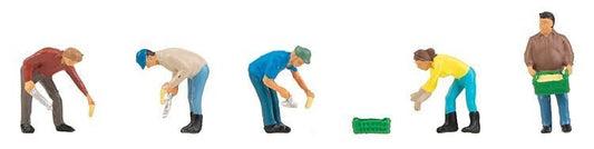 Faller 151644 At the Harvest Figure Set HO