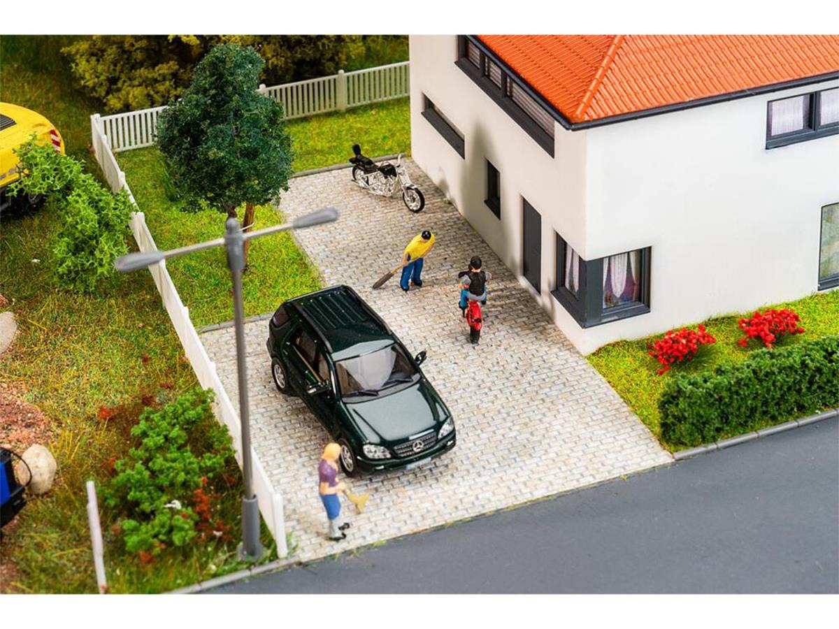 Faller FA170317 Mottled Grey Cobblestones Premium Road Film HO Gauge